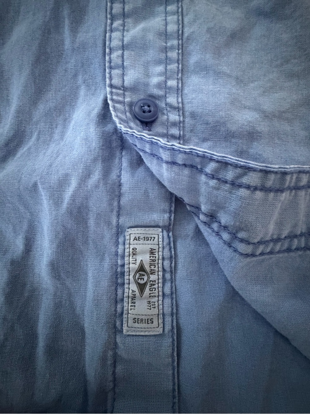 Women’s American Eagle Blue Button-Up Chest Pocket Shirt Oversized S - Picture 4 of 4